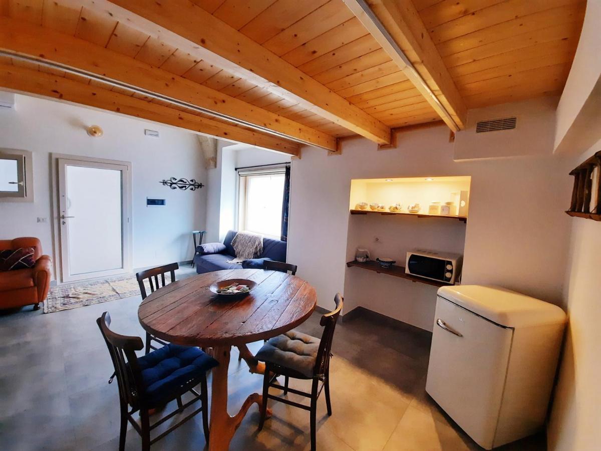 B&B La Vecchia Corte Copertino Buitenkant foto